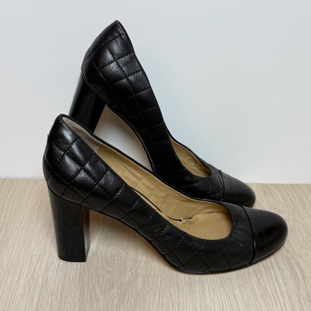 Pumps Ann Taylor Womens 10M Black Quilted Leather Patent Cap Toe Block Heel